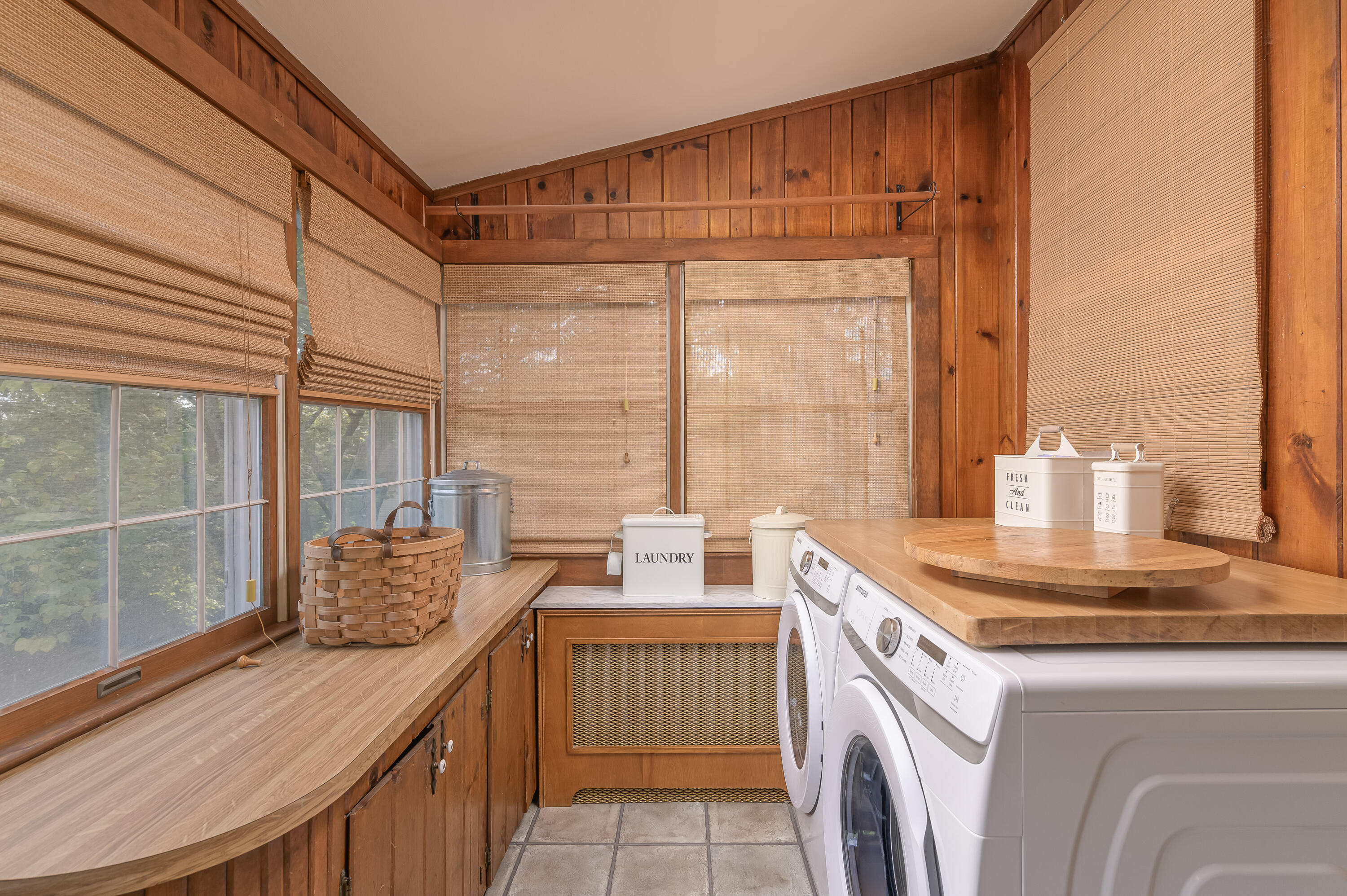 724-726 Dallas Road Chattanooga, TN 37405 - Photo 23 of 46 LAUNDRY AREA