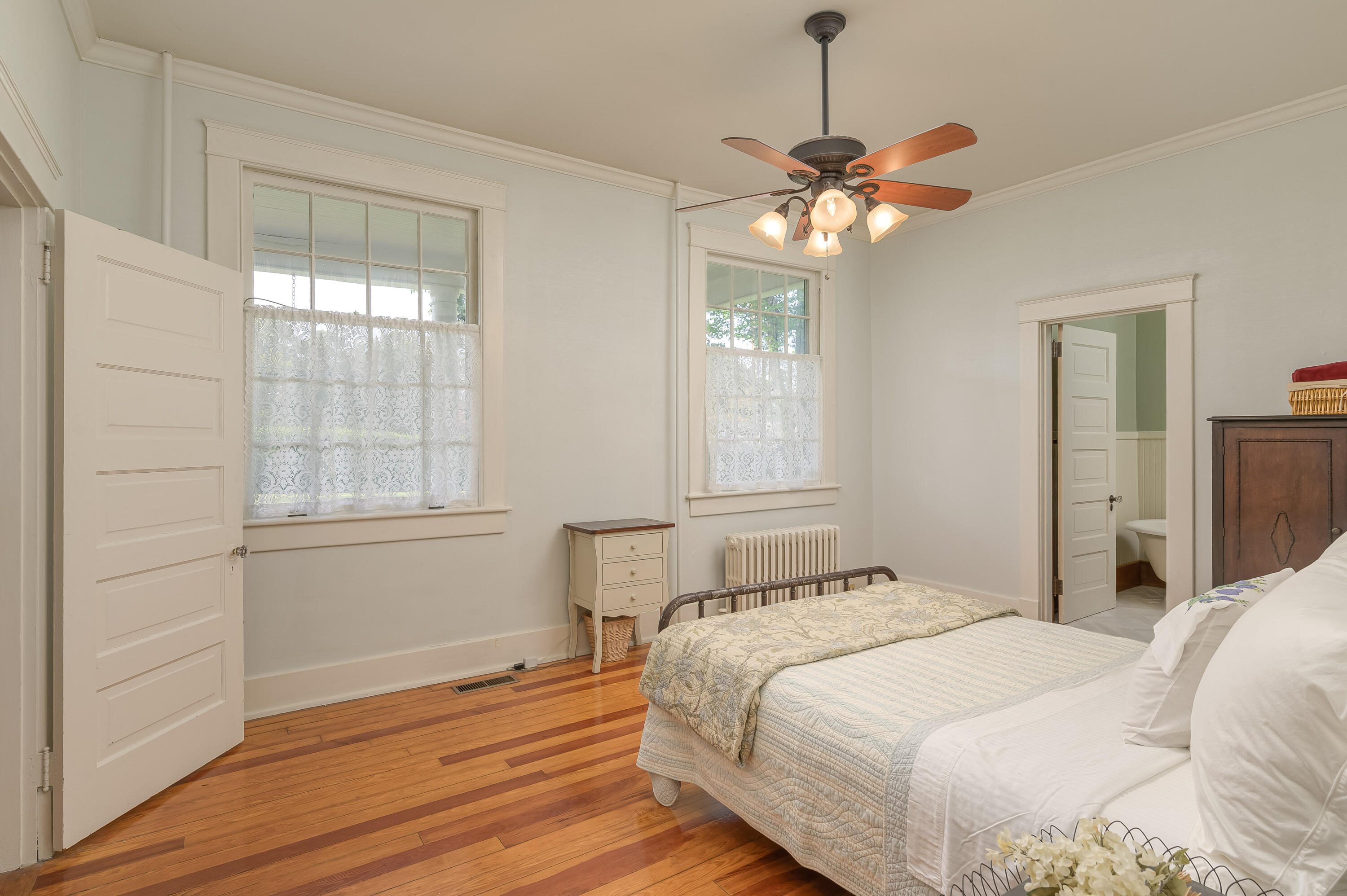 724-726 Dallas Road Chattanooga, TN 37405 - Photo 25 of 46 BEDROOM 1
