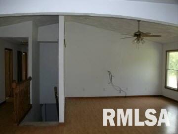 22915 Hugo Road Centralia, IL 62801 - Photo 4 of 6 Gallery Image 4