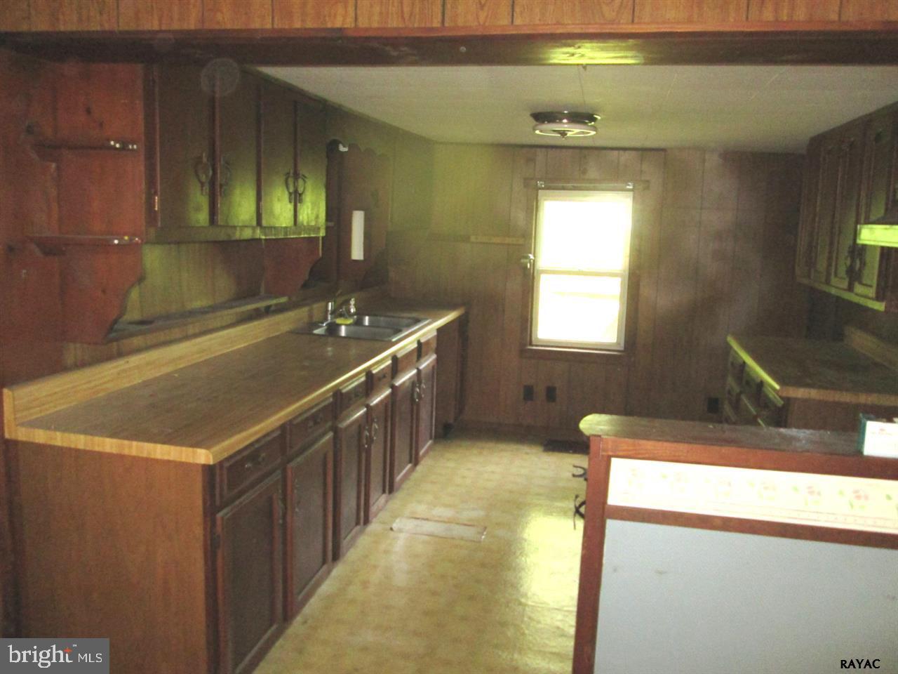 100 Bankert Road Hanover, PA 17331 - Photo 8 of 17