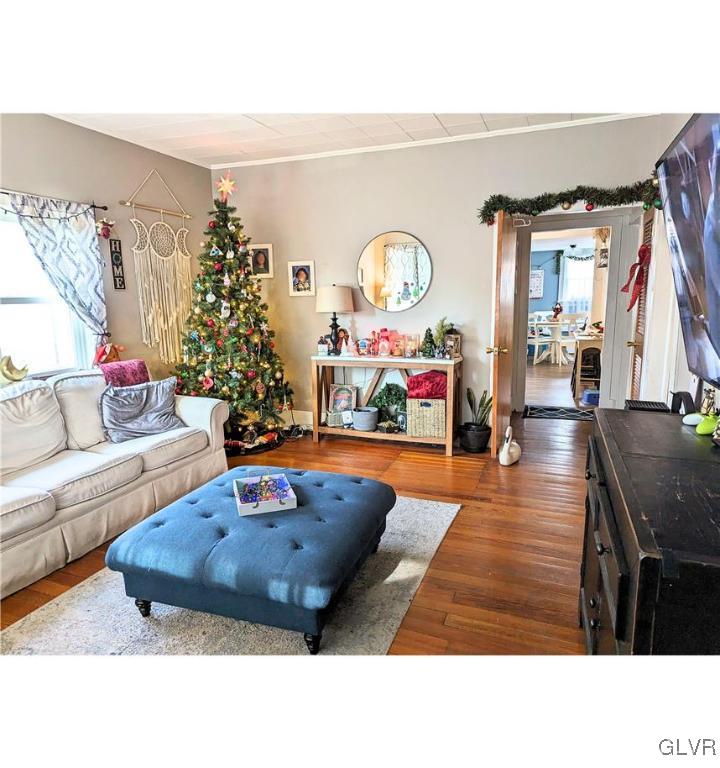 26 Reeder Street Mount Pocono, PA 18344 - Photo 3 of 11 a living room with furniture and a large window
