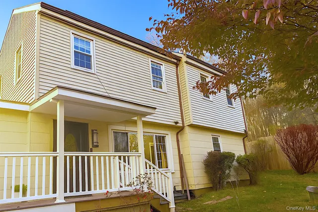 $488,500 | 3511 Stoney Street, Mohegan Lake, NY 10547