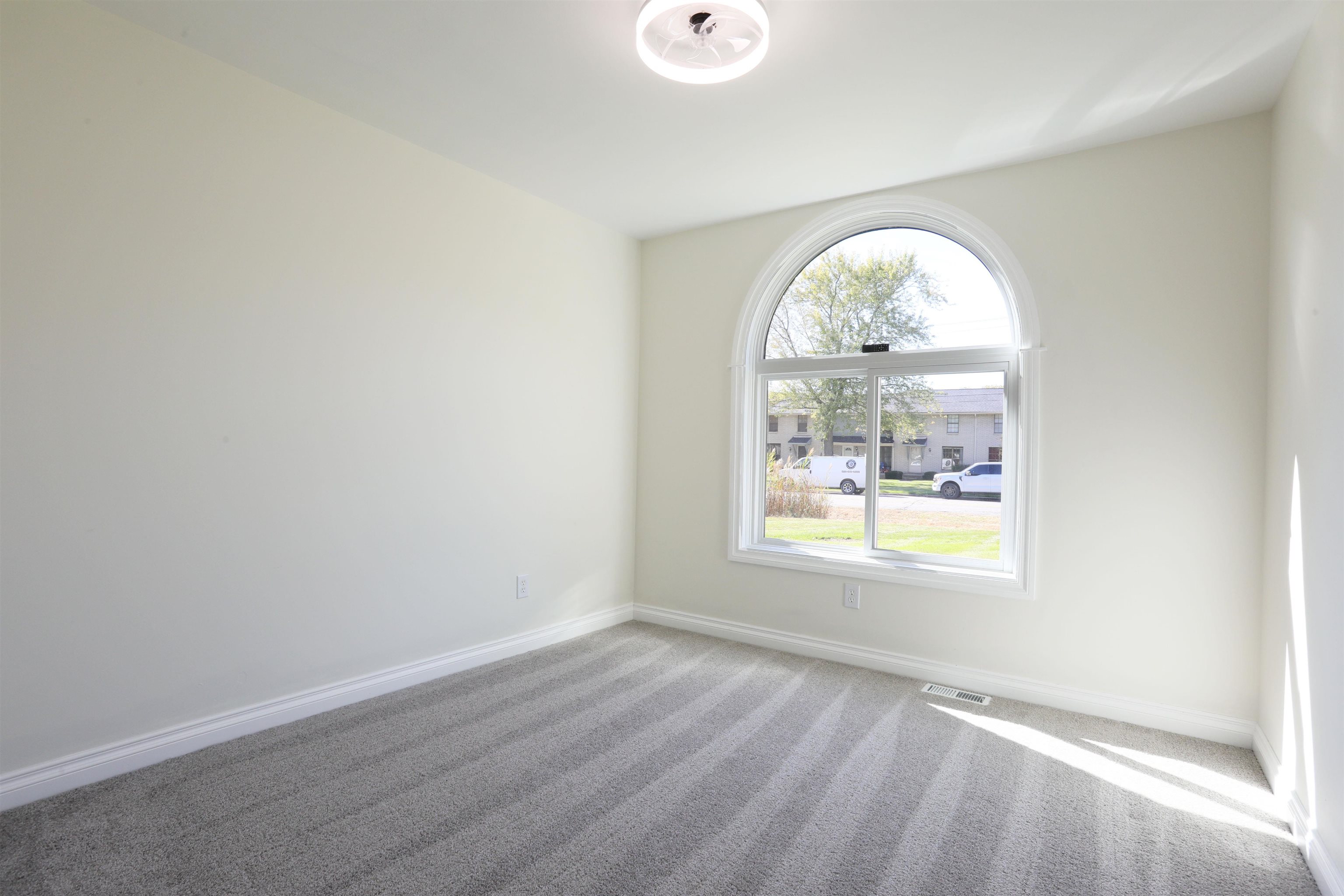 48511 Sugarbush Road New Baltimore, MI 48047 - Photo 28 of 45 50158788-504efabb-7dde-40a7-bbec-198363005ae1.JPG