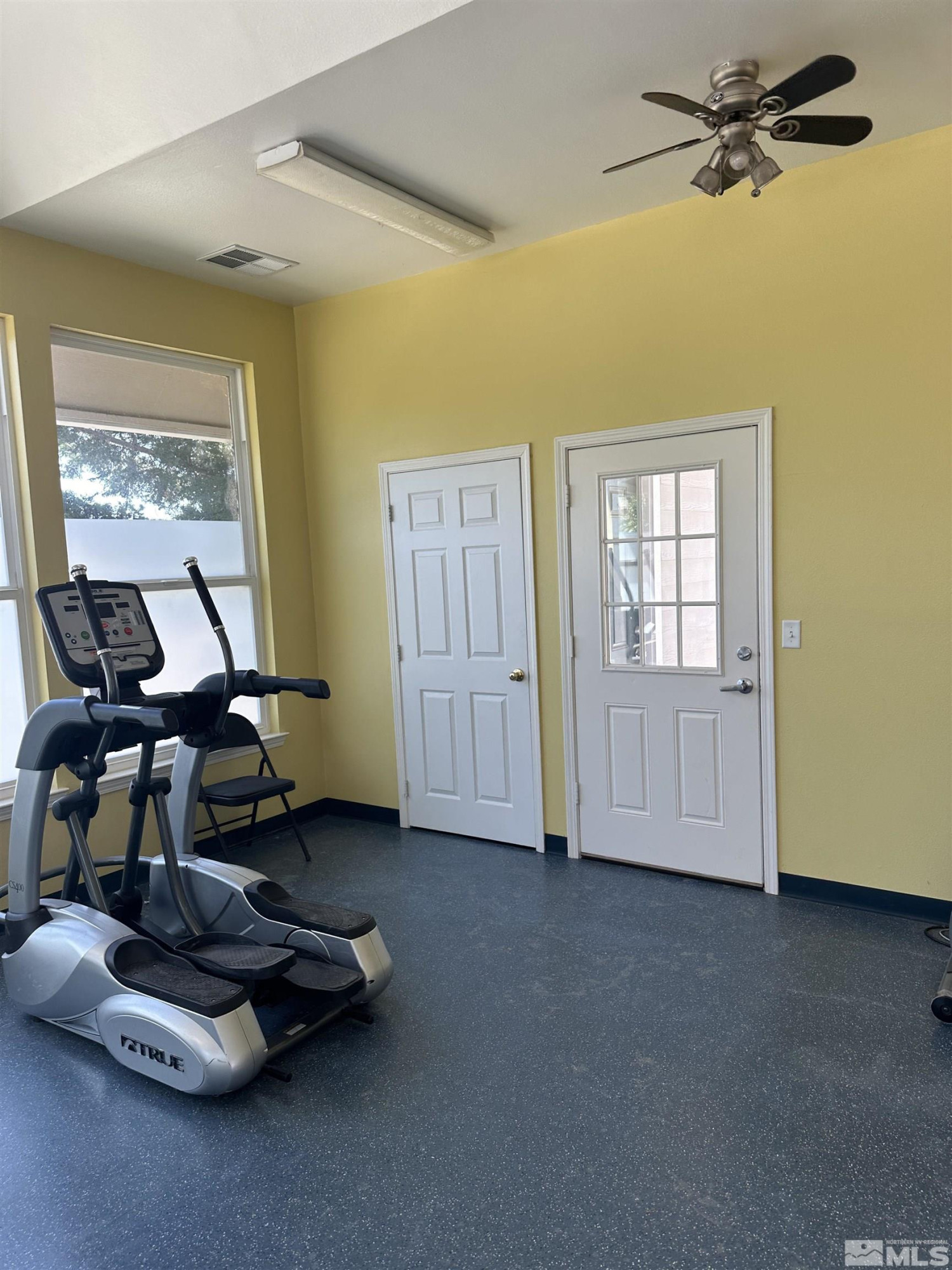 200 Talus Way, Unit 232 Reno, NV 89503 - Photo 25 of 29 a room with gym equipment
