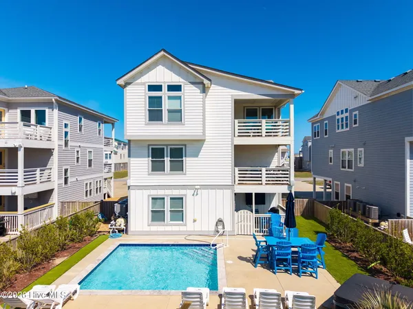 $1,599,995 | 4616 Lindbergh Avenue, Kitty Hawk, NC 27949