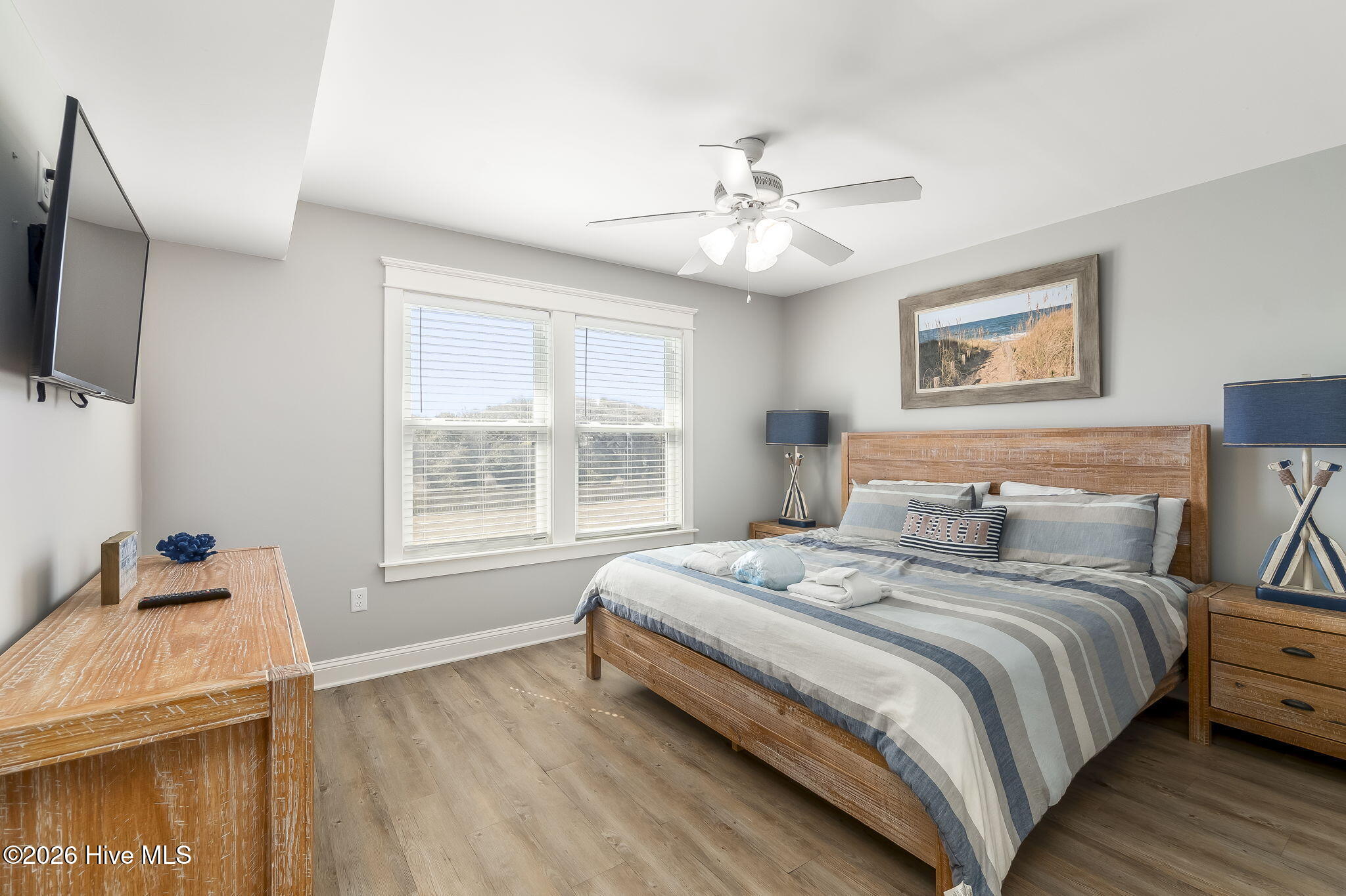 4616 Lindbergh Avenue Kitty Hawk, NC 27949 - Photo 14 of 78 Second Floor Bedroom