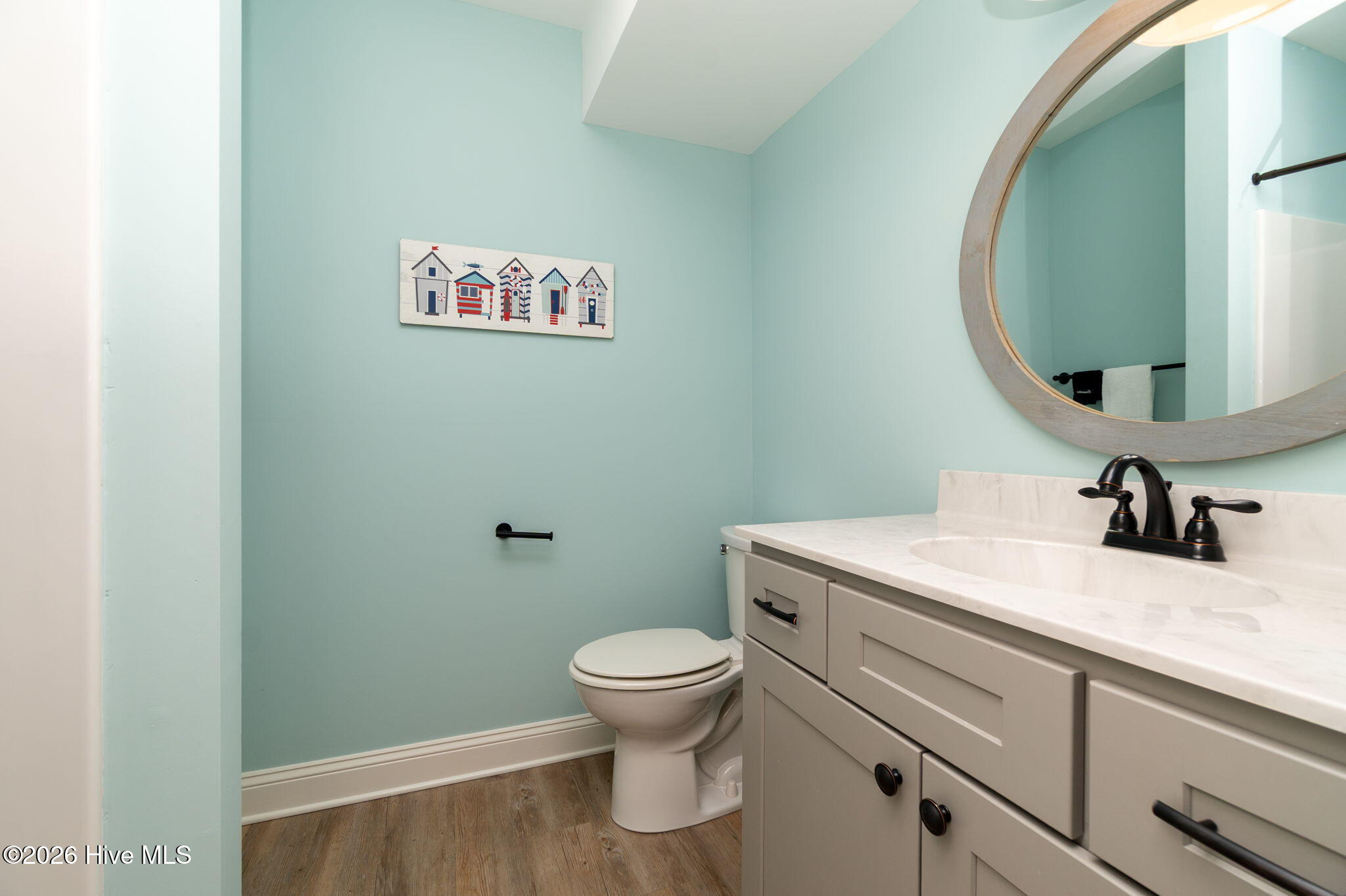 4616 Lindbergh Avenue Kitty Hawk, NC 27949 - Photo 16 of 78 Second floor ensuite