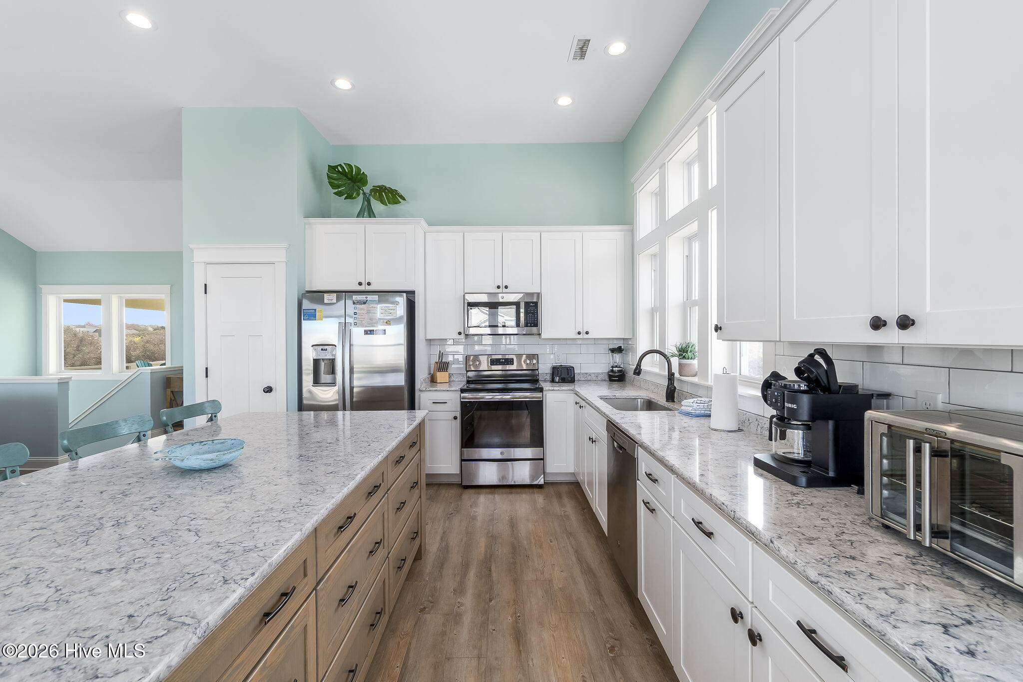 4616 Lindbergh Avenue Kitty Hawk, NC 27949 - Photo 27 of 78 Kitchen