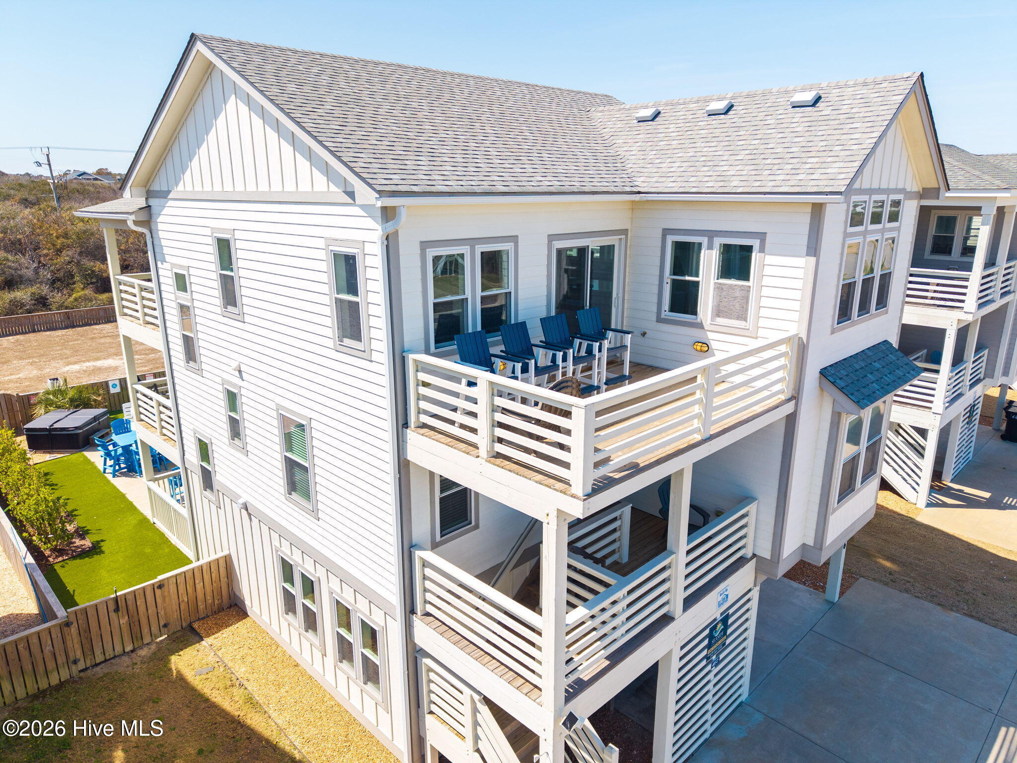4616 Lindbergh Avenue Kitty Hawk, NC 27949 - Photo 52 of 78 All level view front
