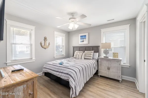 $1,599,995 | 4616 Lindbergh Avenue, Kitty Hawk, NC 27949