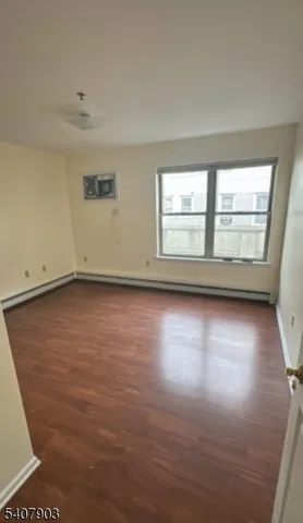 $1,104 | 600 Fulton Street, Unit 303, Elizabeth Port, NJ 07206