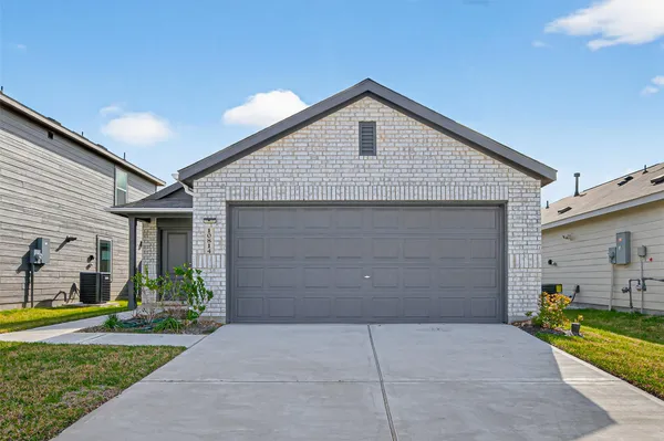 $1,200 | 10814 Red Orchid Drive, Houston, TX 77016