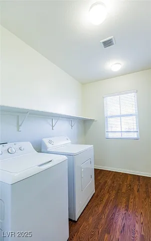 $2,270 | 9527 Knopfler Lane, Las Vegas, NV 89148