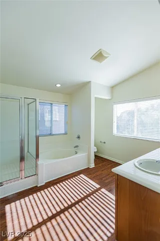 $2,270 | 9527 Knopfler Lane, Las Vegas, NV 89148