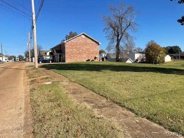 $44,700 | 122 South 11th Street, Poplar Bluff, MO 63901