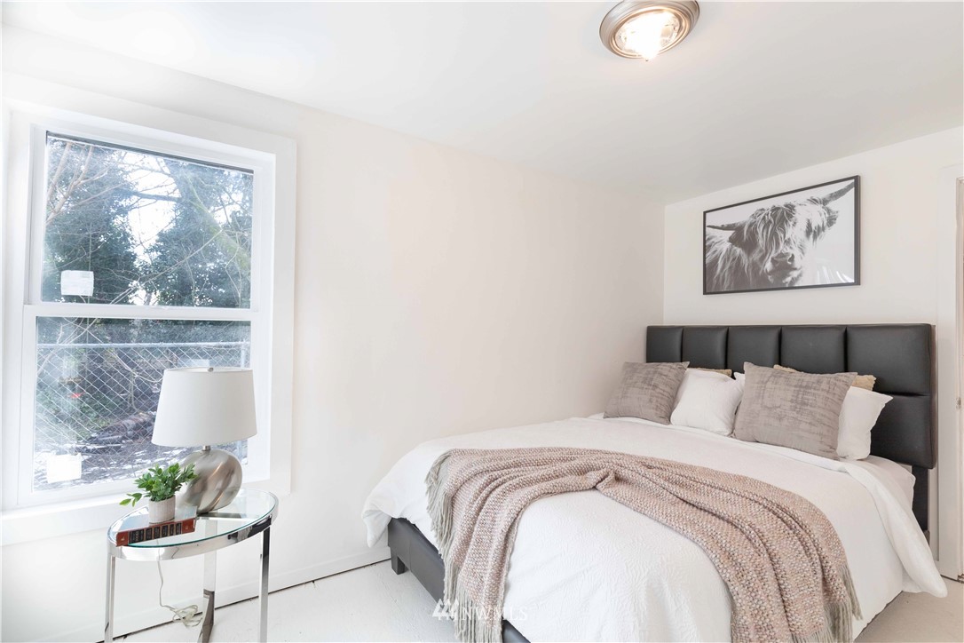 1313 Southwest 116th Street Burien, WA 98146 - Photo 15 of 20 Gallery Image 15