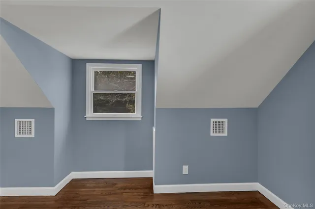 $789,000 | 585 Elwood Road, East Northport, NY 11731