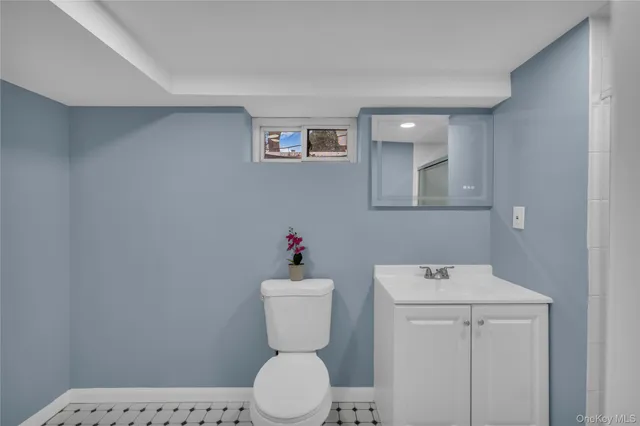 $789,000 | 585 Elwood Road, East Northport, NY 11731