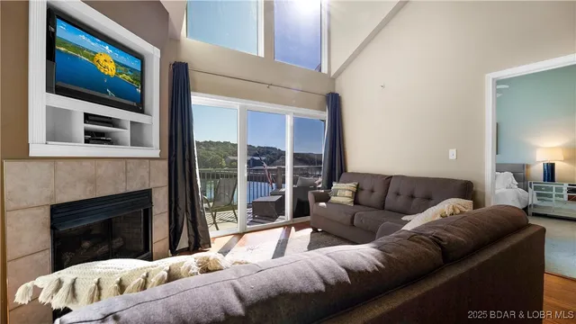 $299,000 | 298 Cedar Heights Drive, Unit 4B, Camdenton, MO 65020