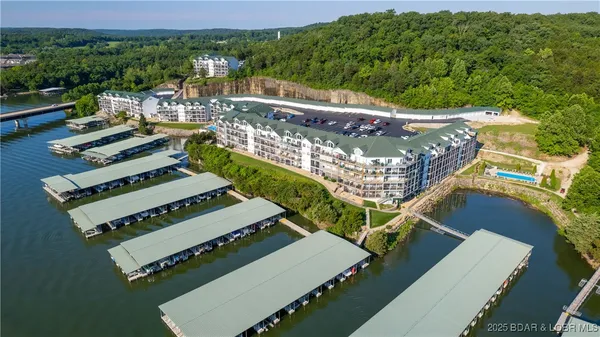 $295,000 | 298 Cedar Heights Drive, Unit 4B, Camdenton, MO 65020