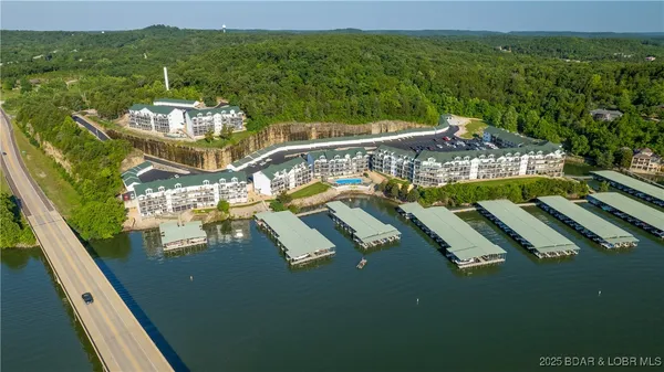 $295,000 | 298 Cedar Heights Drive, Unit 4B, Camdenton, MO 65020