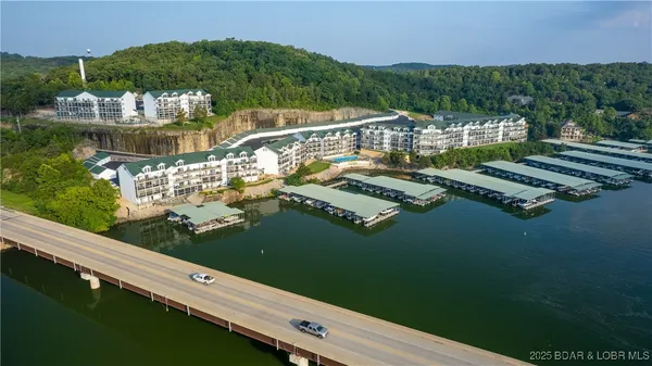 $295,000 | 298 Cedar Heights Drive, Unit 4B, Camdenton, MO 65020