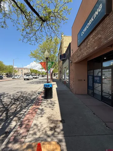 $2,500 | 210 East Main Street, Montrose, CO 81401