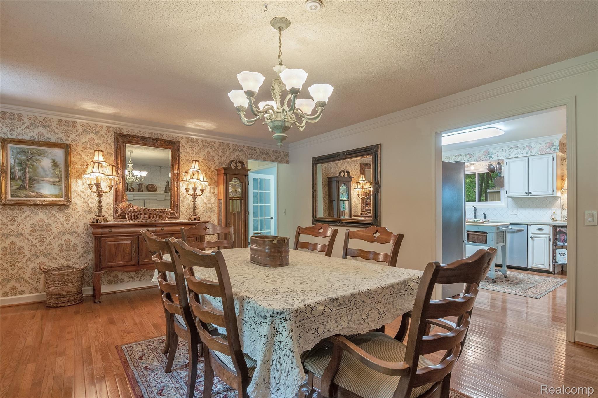 27117 Bell Road New Boston, MI 48164 - Photo 15 of 49 08-27117-Bell-Rd-WindowStill-Real-Estate-Photography-8.jpg