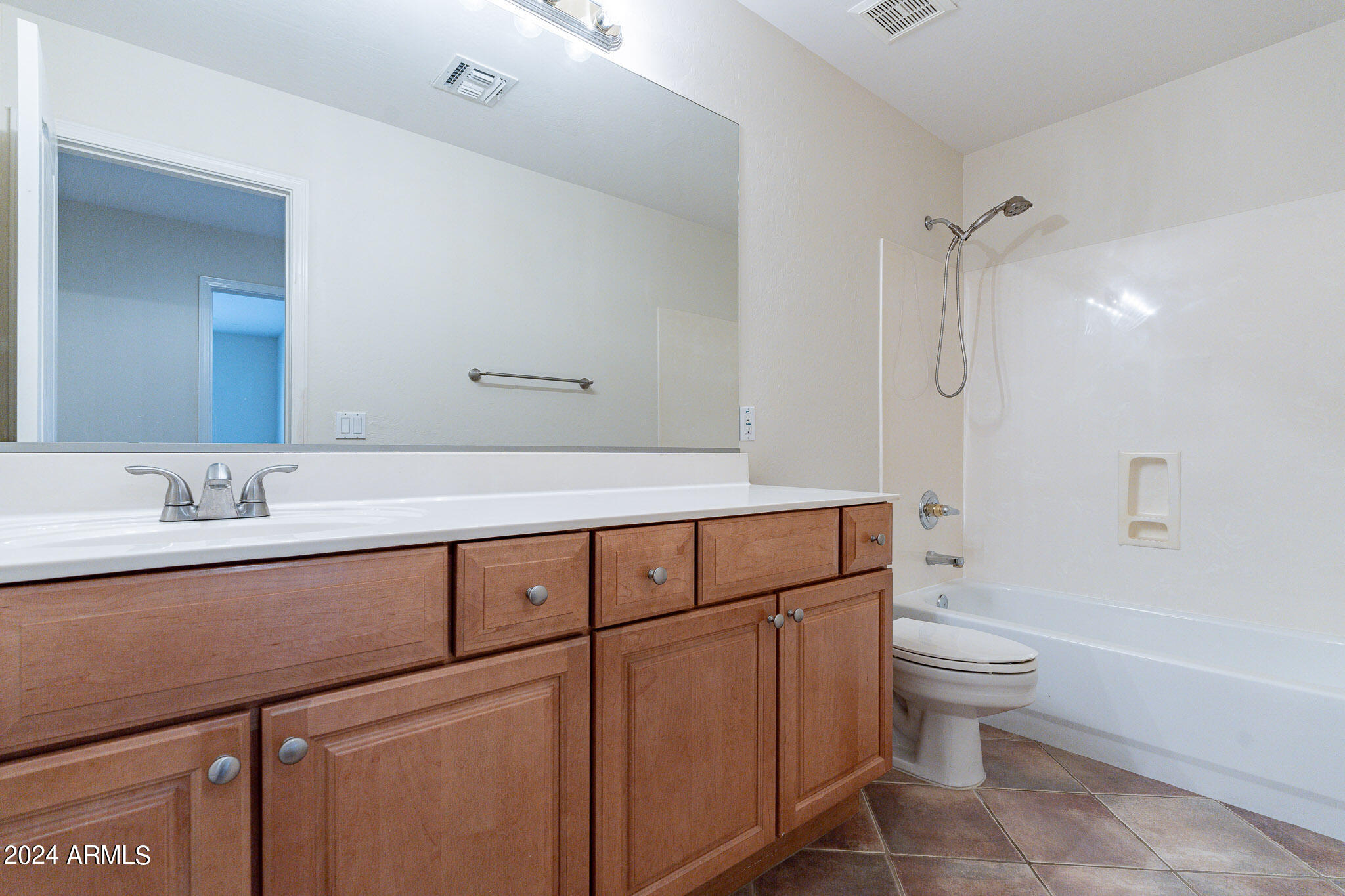 7635 South Ash Avenue Tempe, AZ 85284 - Photo 31 of 39 49-web-or-mls-Ash-49