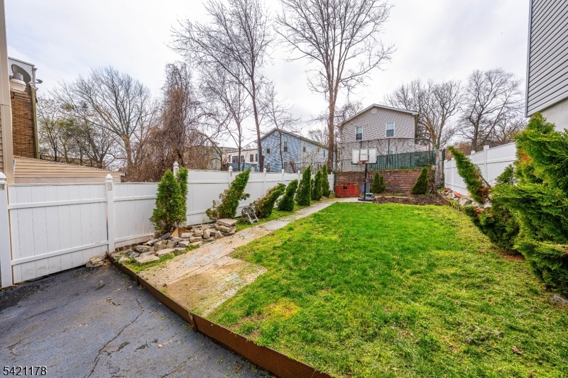 75 Winans Avenue Newark, NJ 07108 - Photo 13 of 16