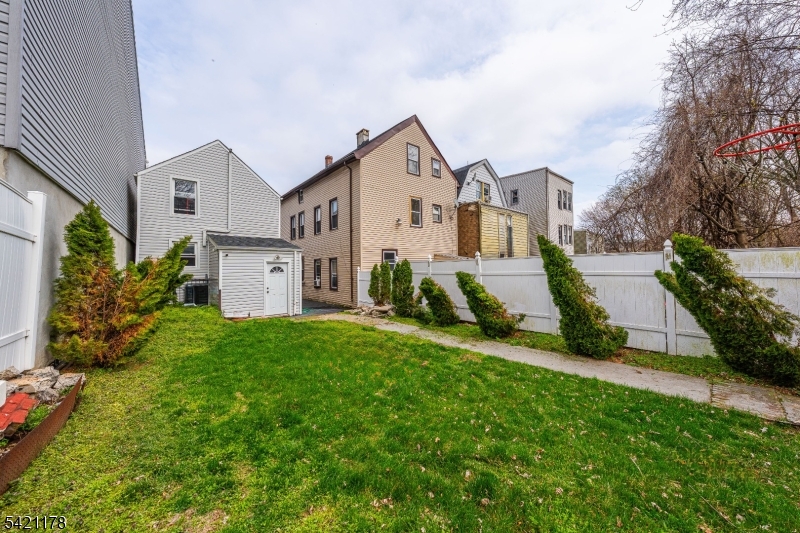 75 Winans Avenue Newark, NJ 07108 - Photo 14 of 16