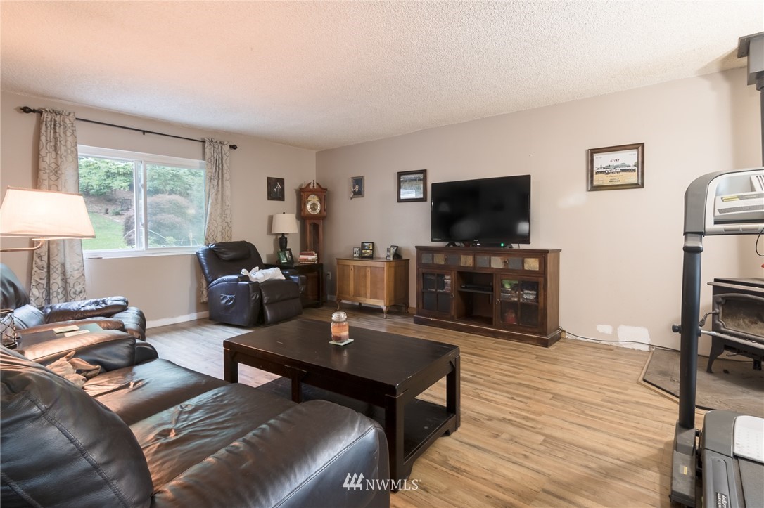 19133 Southeast 128th Street Renton, WA 98059 - Photo 8 of 20 Gallery Image 8
