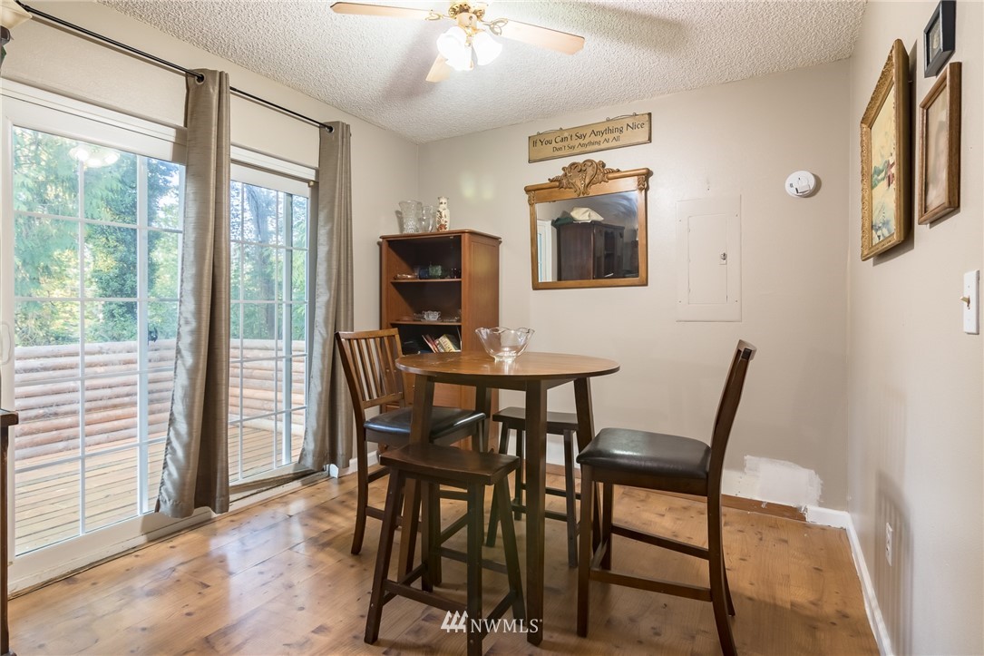 19133 Southeast 128th Street Renton, WA 98059 - Photo 9 of 20 Gallery Image 9
