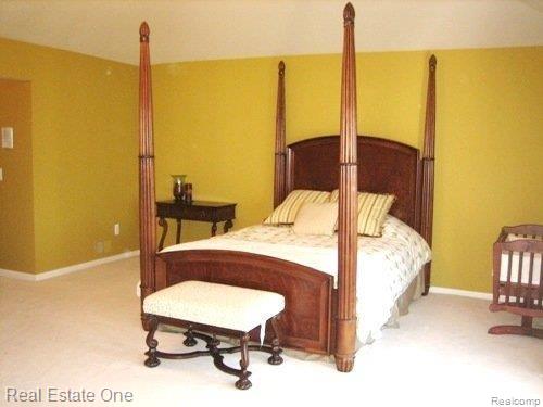 1462 Werth Drive Rochester, MI 48306 - Photo 14 of 17 huge mstr suite-tray ceilings