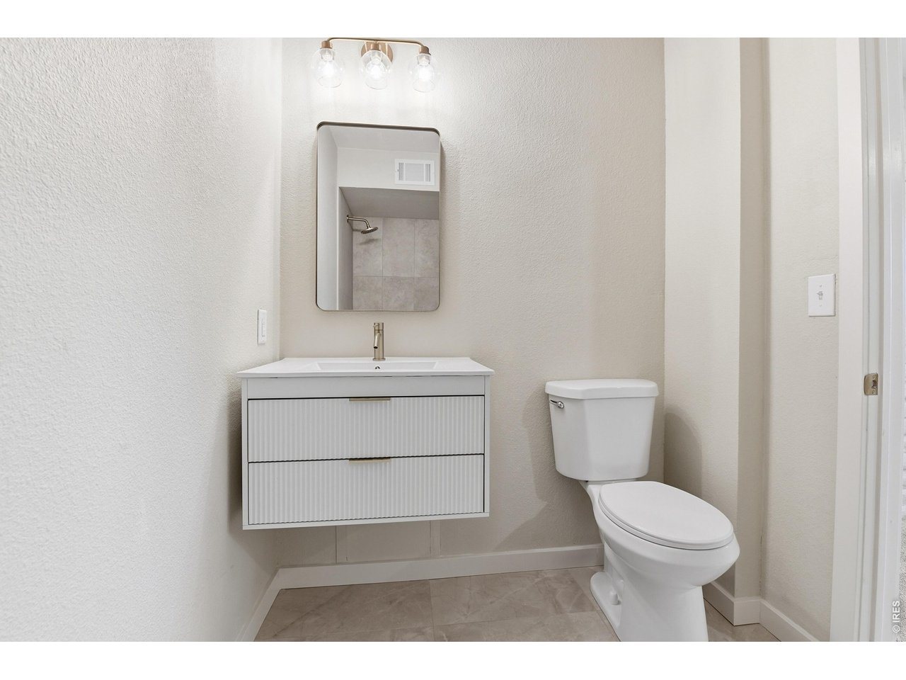 1060 South Parker Road, Unit 27 Denver, CO 80231 - Photo 23 of 26