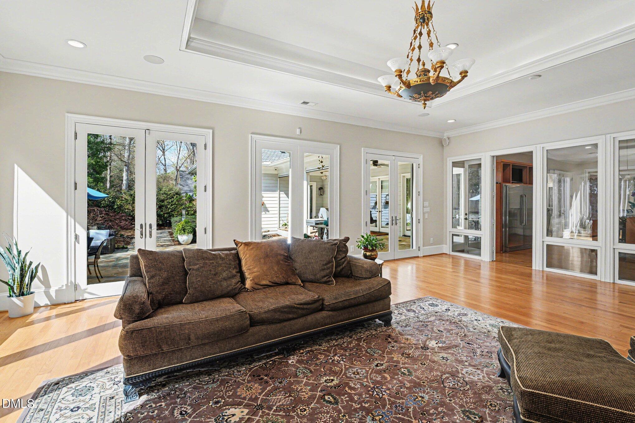 3207 Sussex Road Raleigh, NC 27607 - Photo 37 of 52 034_file_8061