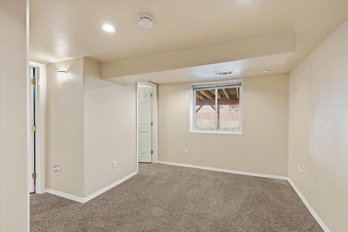3923 North Hawthorne Street Spokane, WA 99205 - Photo 17 of 32