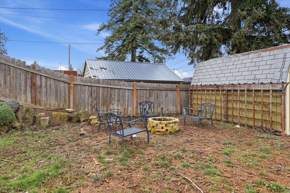 3923 North Hawthorne Street Spokane, WA 99205 - Photo 27 of 32