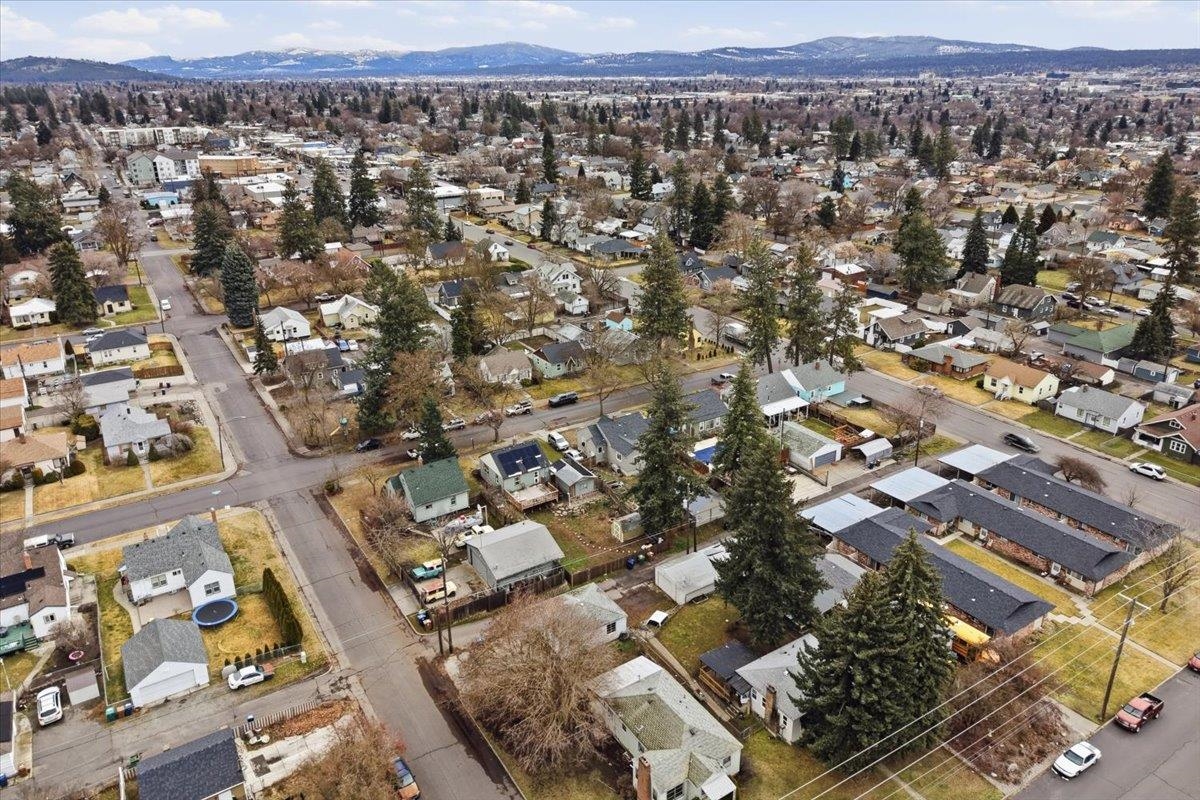 3923 North Hawthorne Street Spokane, WA 99205 - Photo 31 of 32