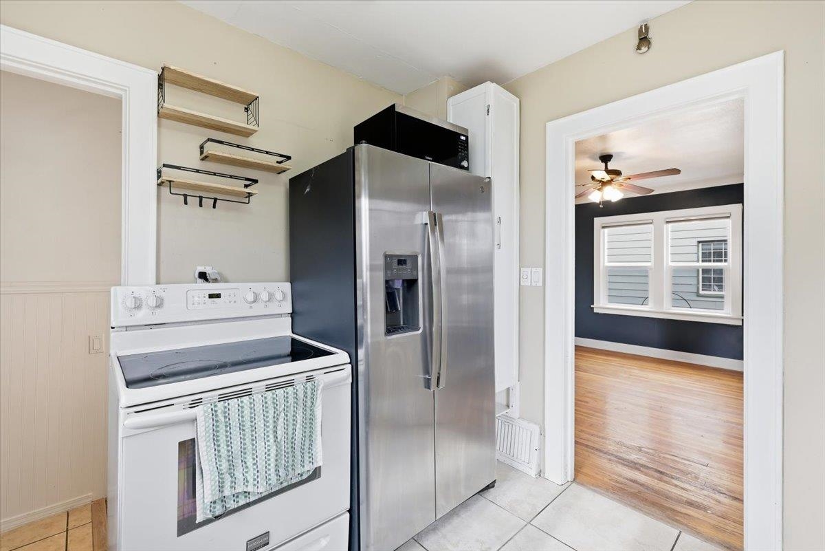 3923 North Hawthorne Street Spokane, WA 99205 - Photo 10 of 32