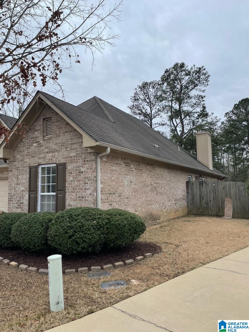 105 Lakeside Circle Pelham, AL 35124 - Photo 4 of 36