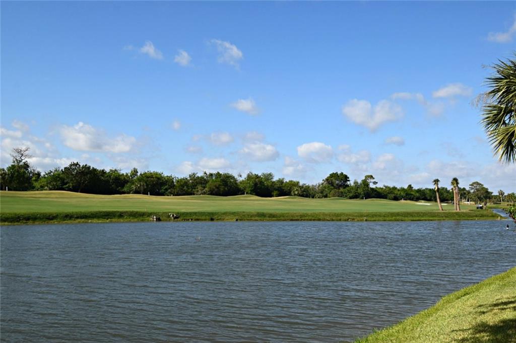 978 Southwest Balmoral Trace Stuart, FL 34997 - Photo 28 of 32 Gallery Image 28