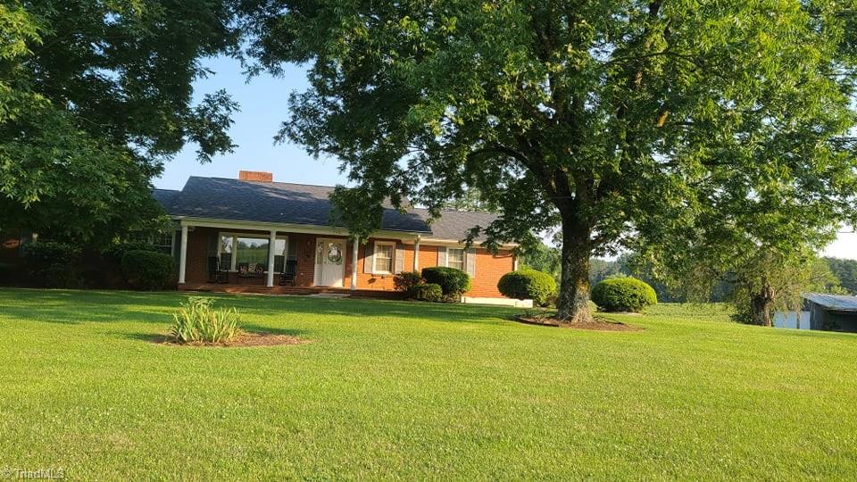742 Eldora Road Ararat, NC 27007 - Photo 3 of 31 Gallery Image 3