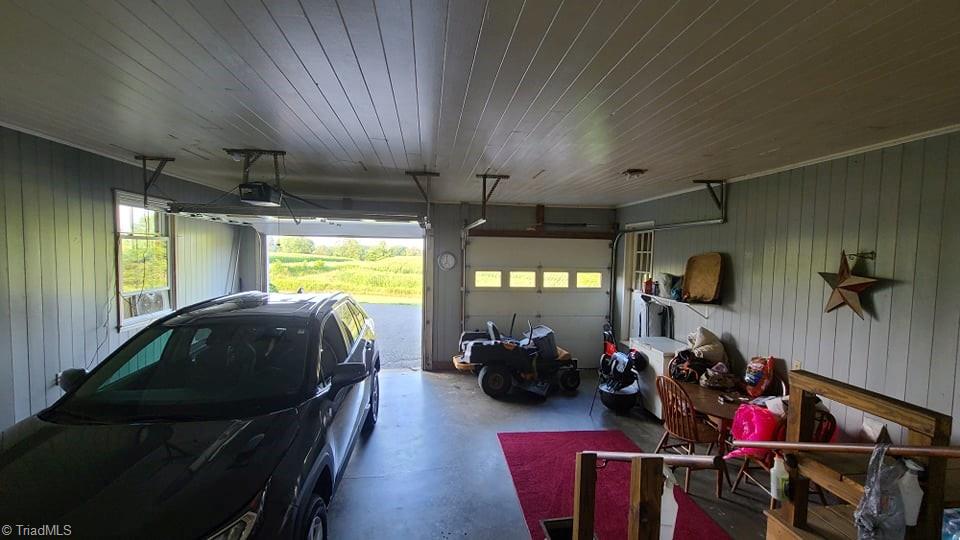 742 Eldora Road Ararat, NC 27007 - Photo 9 of 31 Gallery Image 9