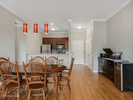 $395,000 | 2089 West Wabansia Avenue, Unit 202, Chicago, IL 60647