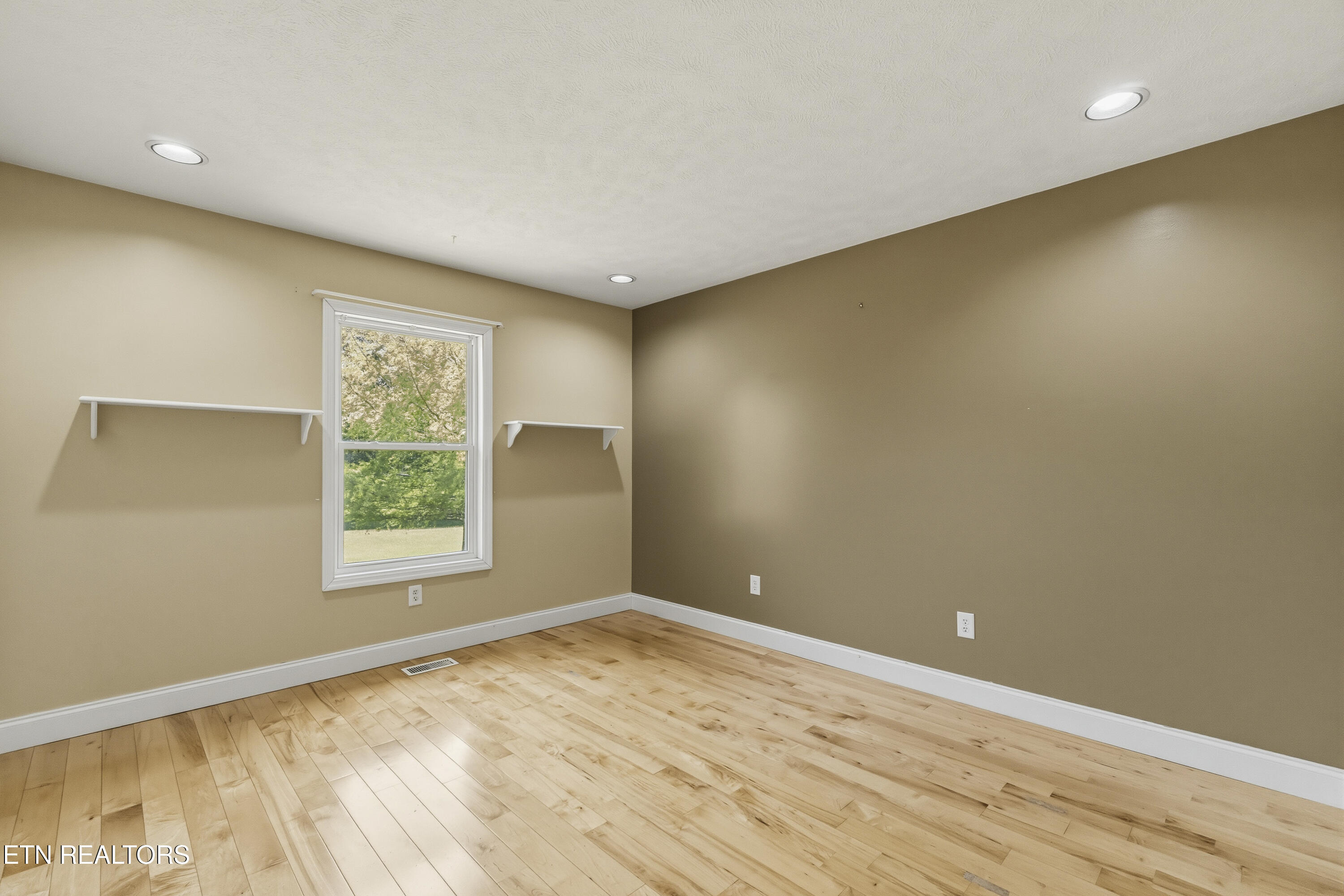 2290 Cherry Street Rutledge, TN 37861 - Photo 31 of 59 DSC09928