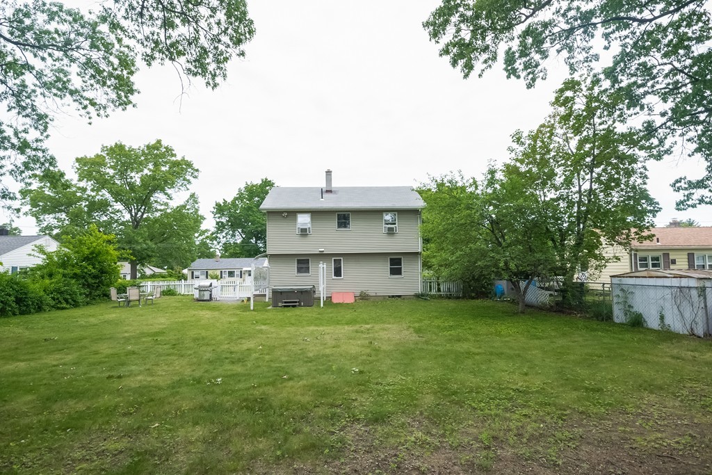 59 Warwick Road Chicopee, MA 01020 - Photo 28 of 30 Gallery Image 28