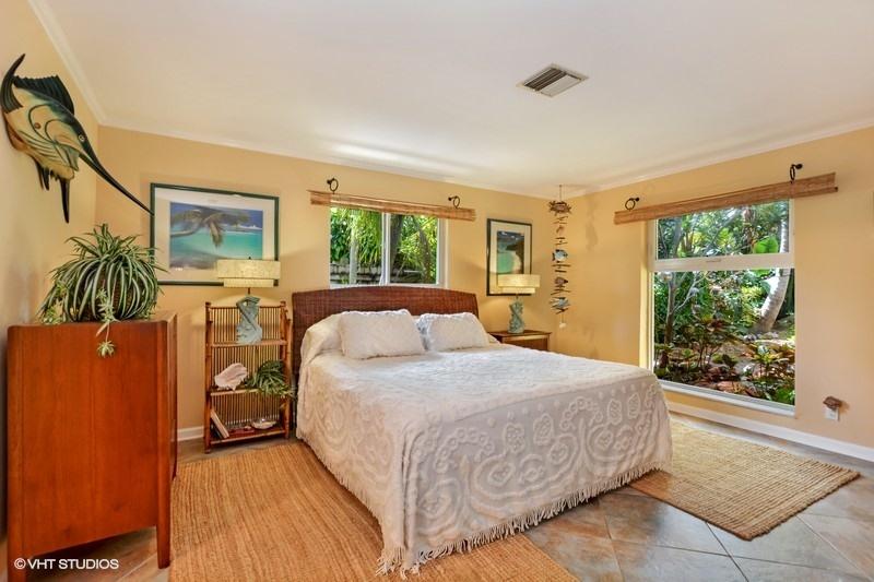 366 Northeast 3rd Street Boca Raton, FL 33432 - Photo 16 of 26 LARGE MASTER