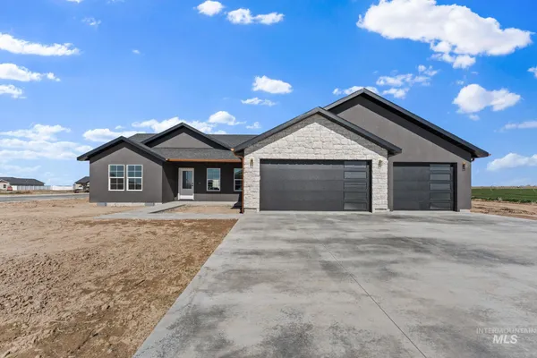 $425,000 | 1330 19th Avenue East, Jerome, ID 83338