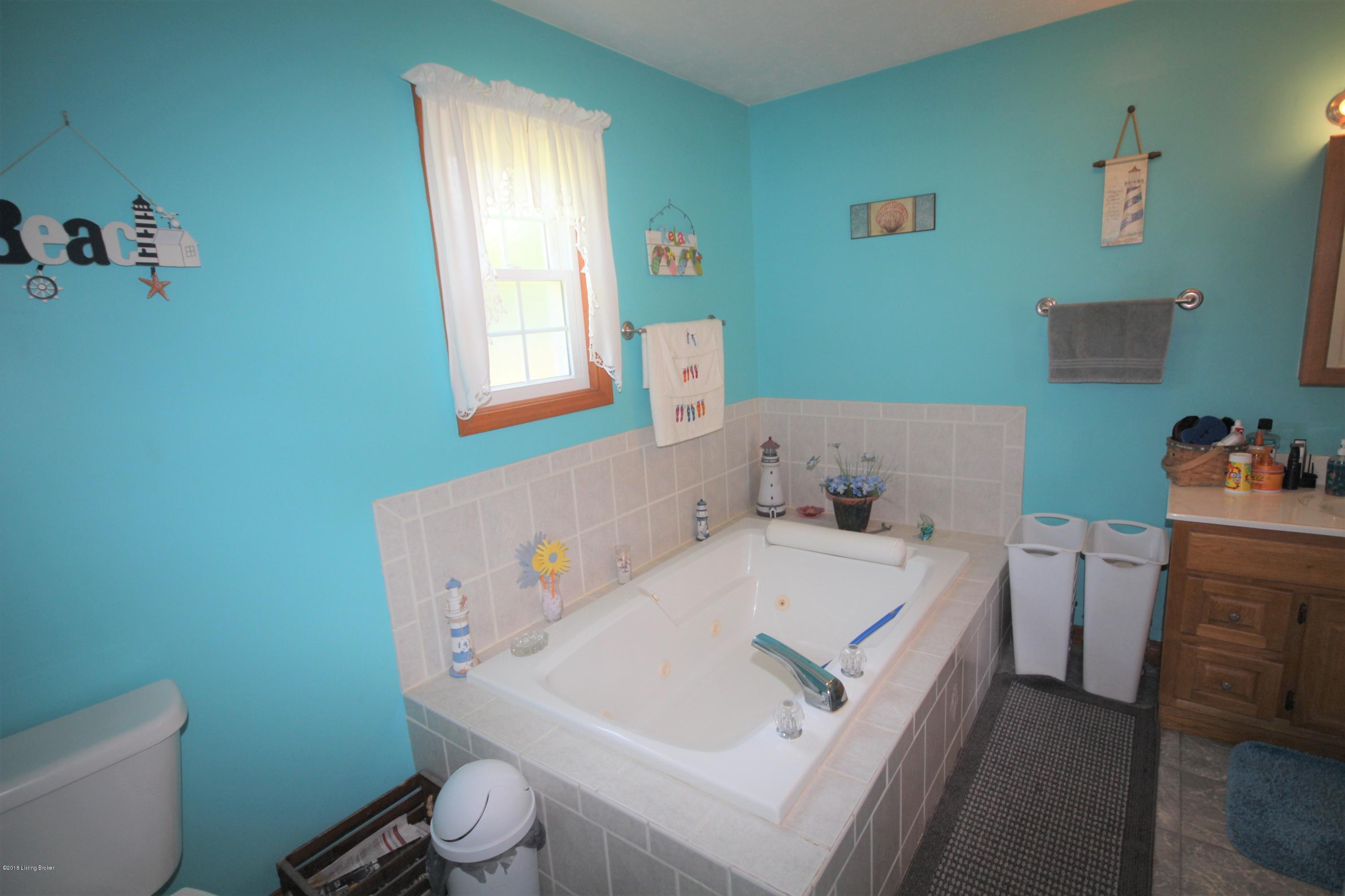 80 City Lake Road Caneyville, KY 42721 - Photo 16 of 29 16